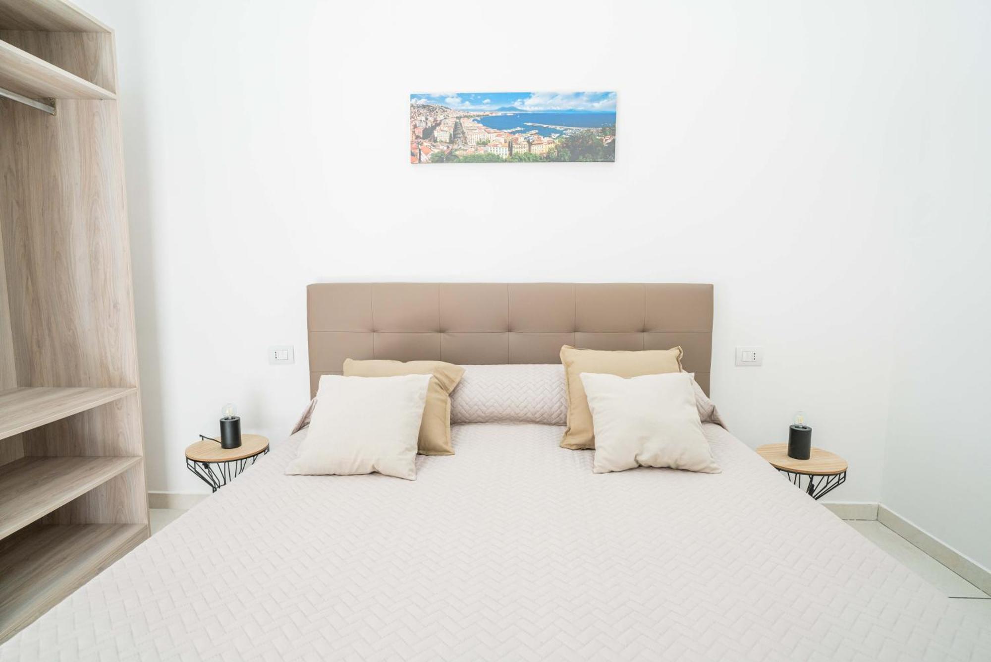Penthouse * Naples